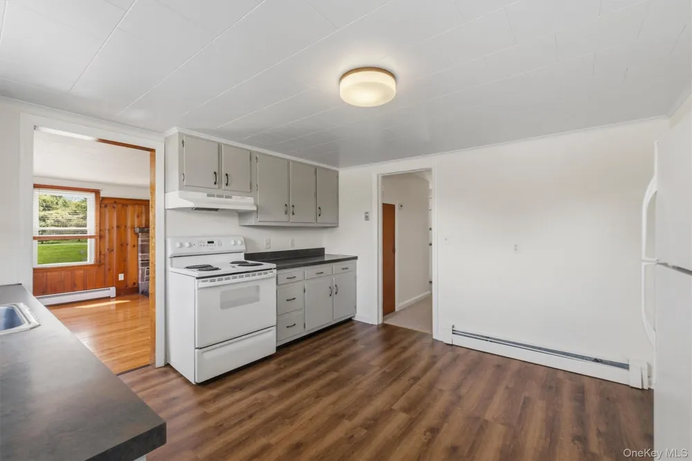 36 OLD INDIAN RD #2 Milton, NY 12547
