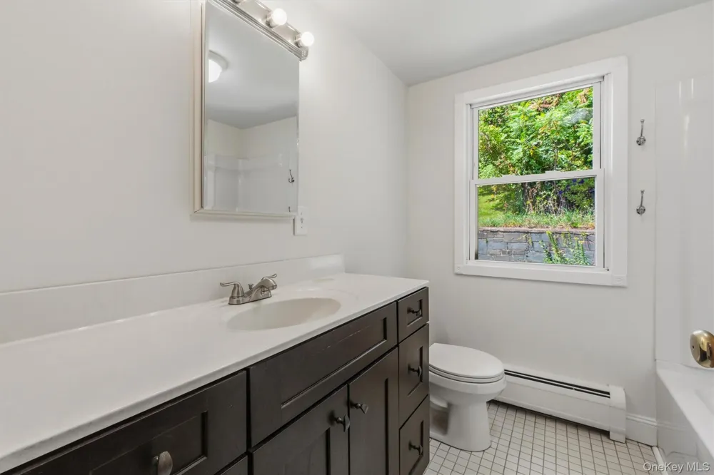36 OLD INDIAN RD #2 Milton, NY 12547