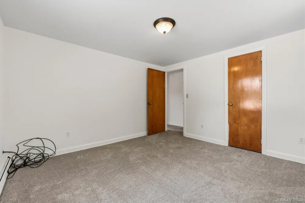 36 OLD INDIAN RD #2 Milton, NY 12547
