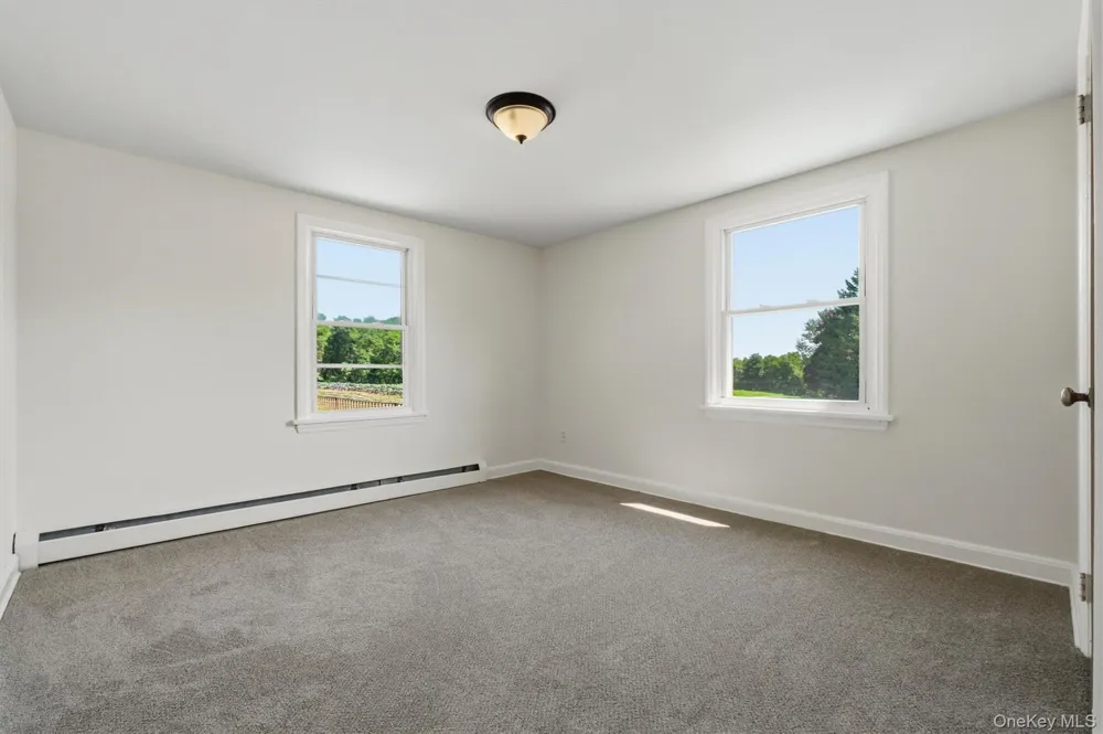 36 OLD INDIAN RD #2 Milton, NY 12547