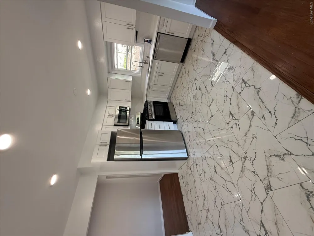 85 Halley Street #3 (top) Yonkers, NY 10704