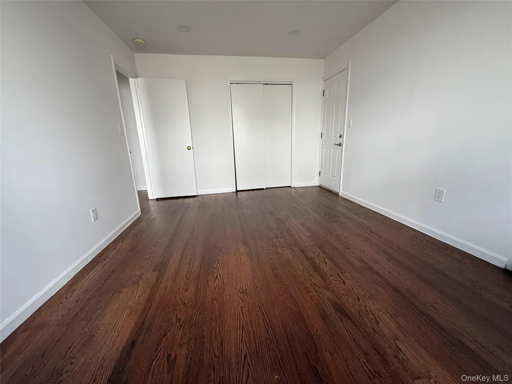 85 Halley Street #3 (top) Yonkers, NY 10704