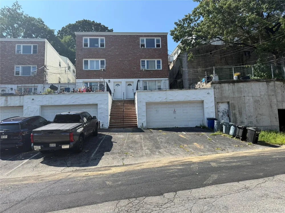 85 Halley Street #3 (top) Yonkers, NY 10704