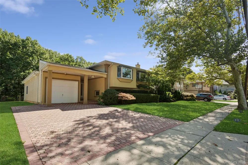 1031 Fordham Lane Woodmere, NY 11598