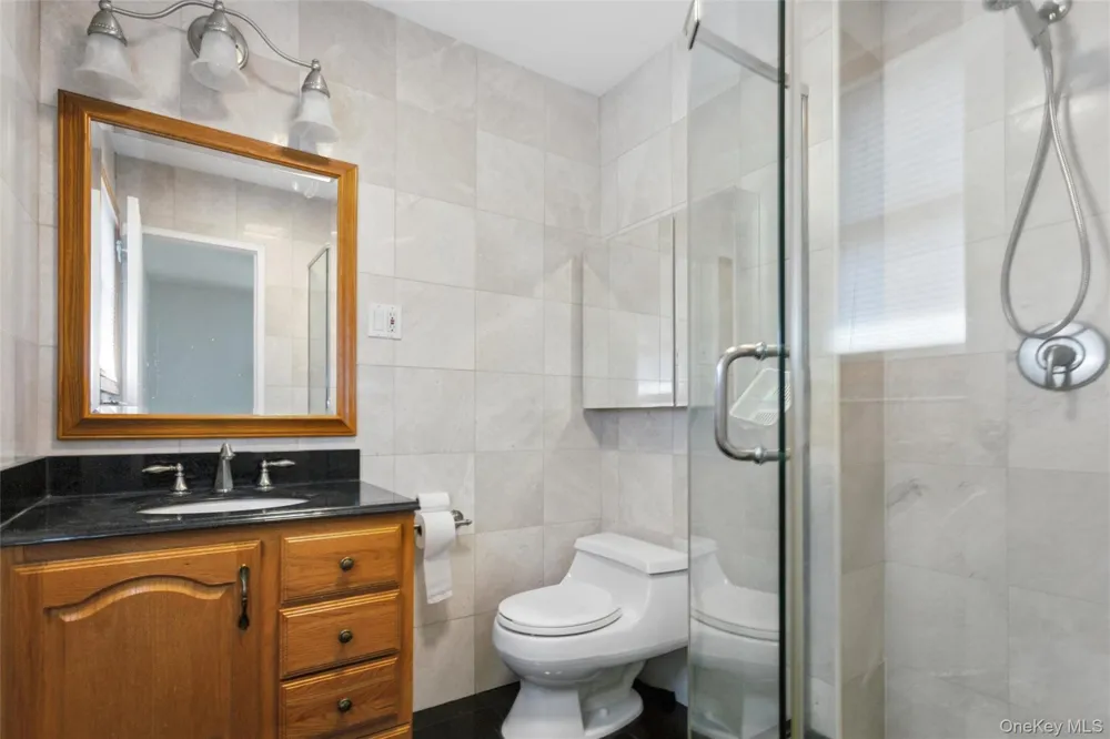 1031 Fordham Lane Woodmere, NY 11598