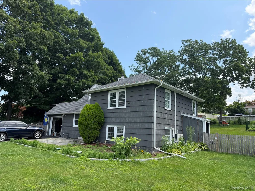 3426 Gomer Street Yorktown Heights, NY 10598