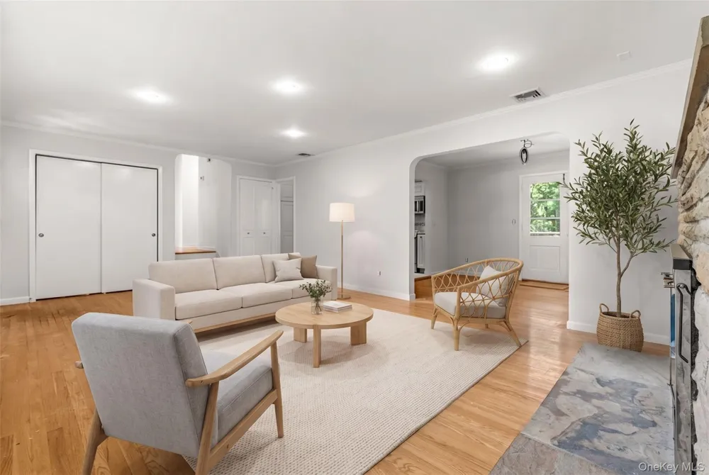 269 Woodlands Ave White Plains, NY 10607
