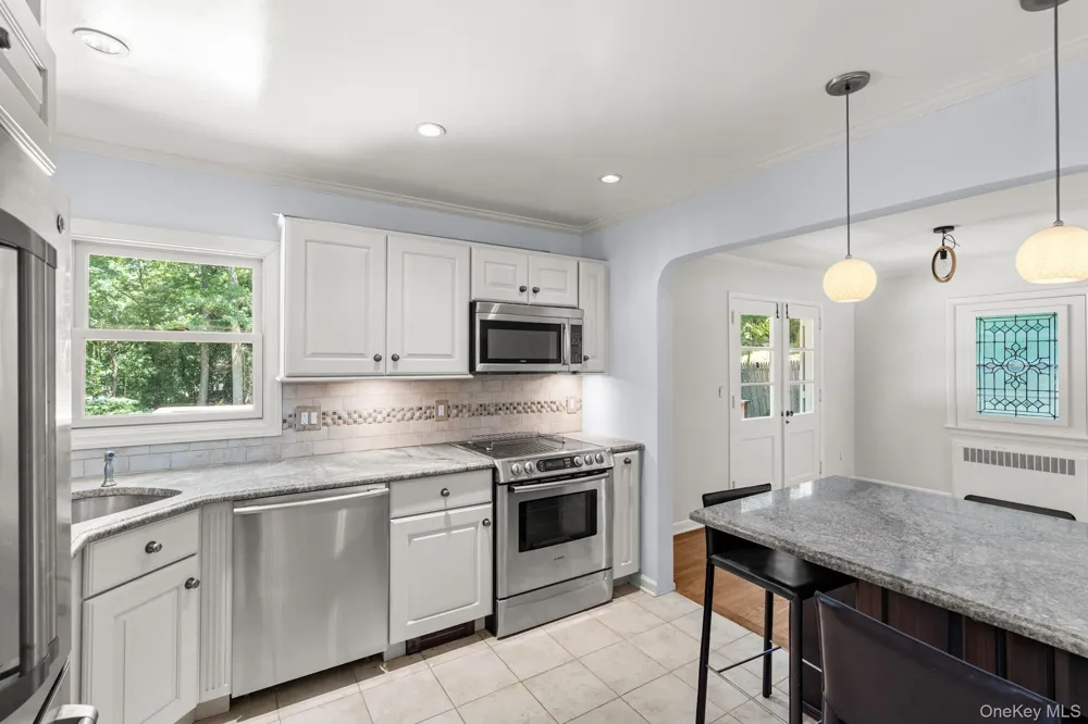 269 Woodlands Ave White Plains, NY 10607