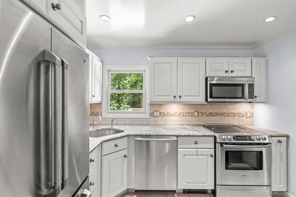 269 Woodlands Ave White Plains, NY 10607