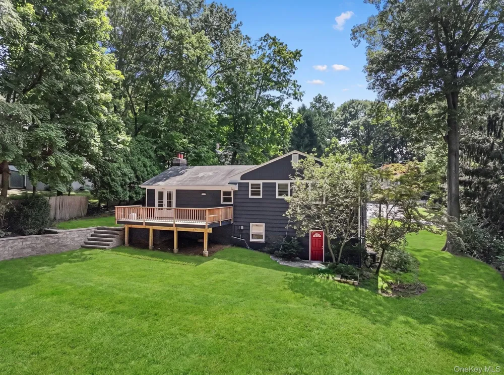 269 Woodlands Ave White Plains, NY 10607