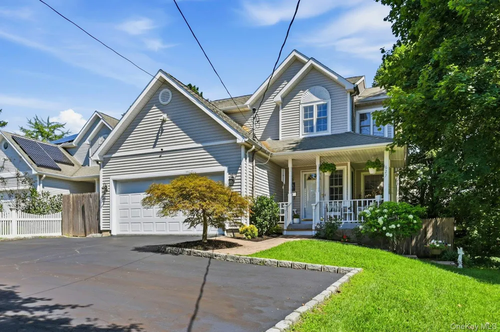 627 Main Street Northport, NY 11768