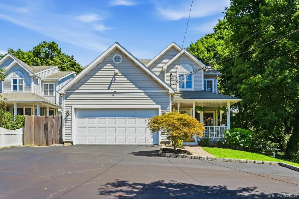 627 Main Street Northport, NY 11768