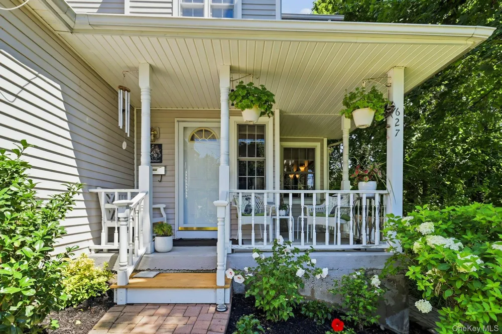 627 Main Street Northport, NY 11768