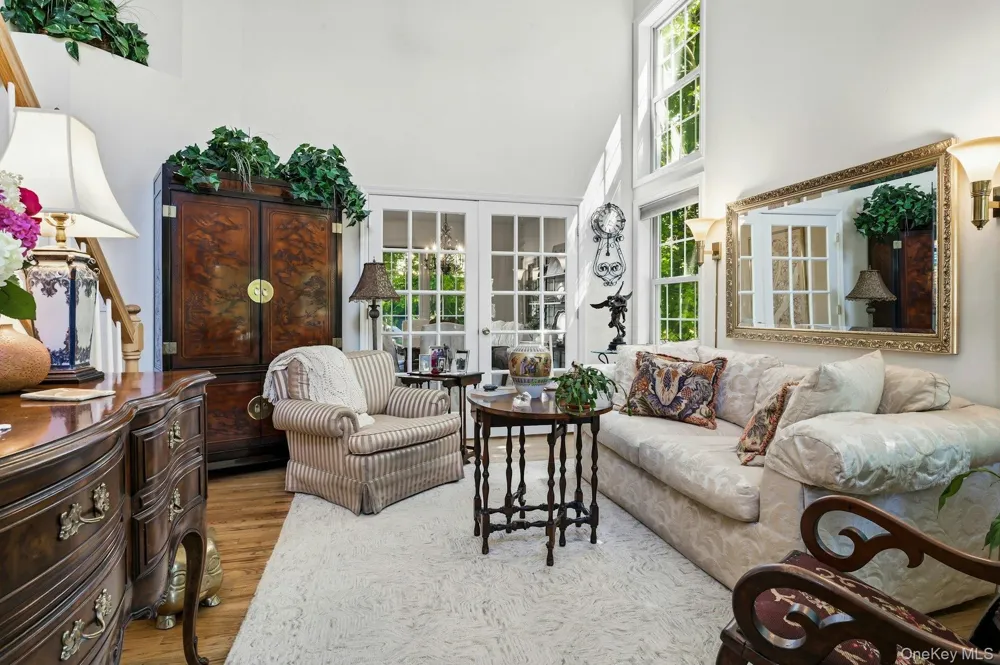 627 Main Street Northport, NY 11768
