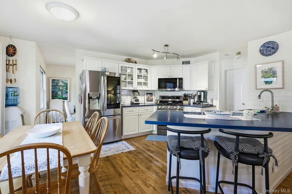 627 Main Street Northport, NY 11768