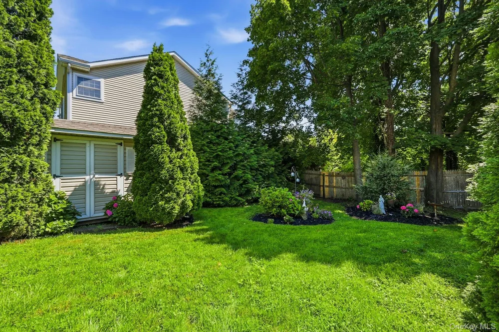 627 Main Street Northport, NY 11768