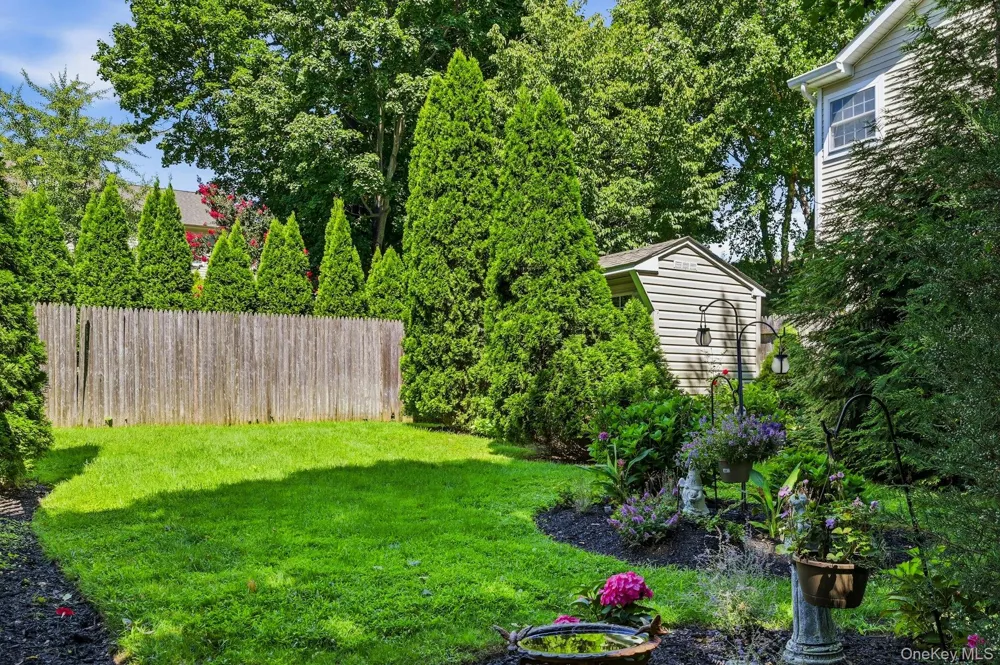 627 Main Street Northport, NY 11768