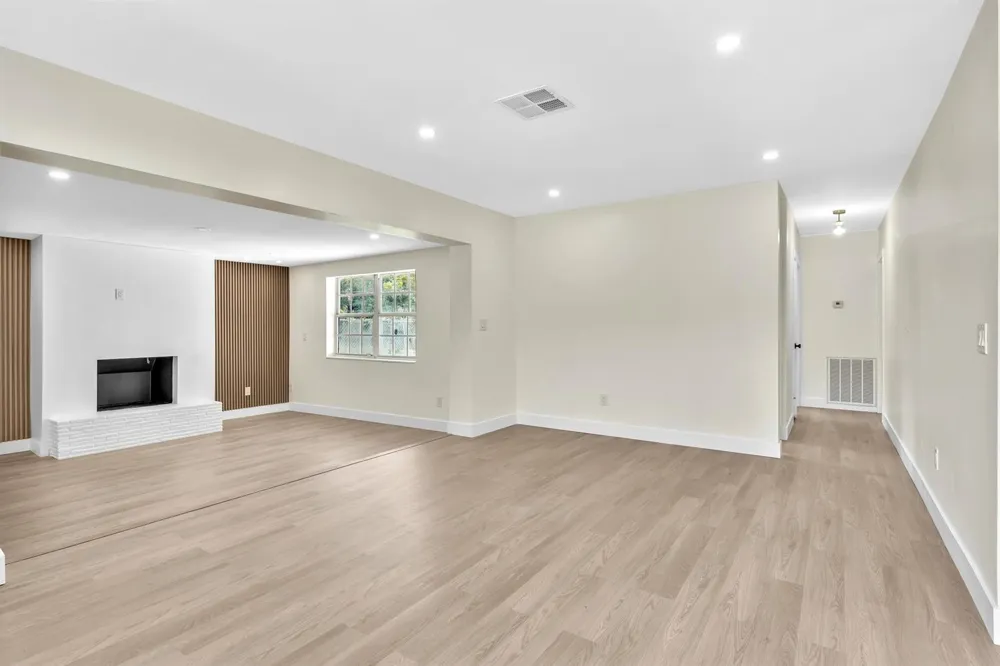 446 NW 119TH STREET Miami, FL 33168