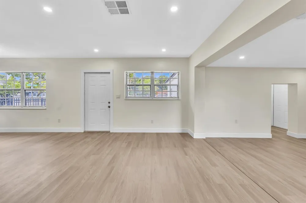 446 NW 119TH STREET Miami, FL 33168
