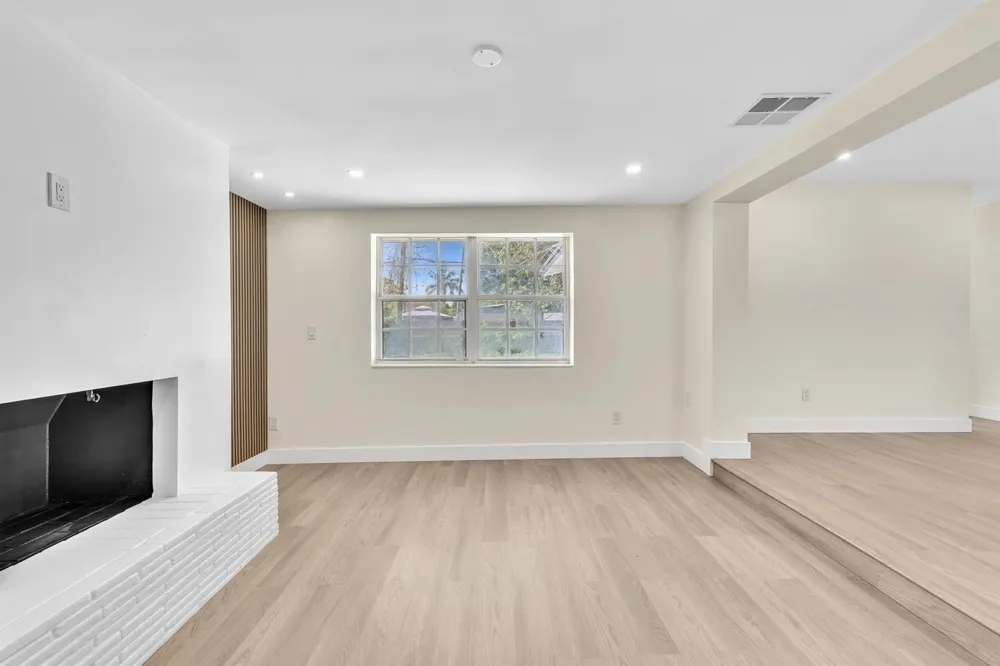 446 NW 119TH STREET Miami, FL 33168