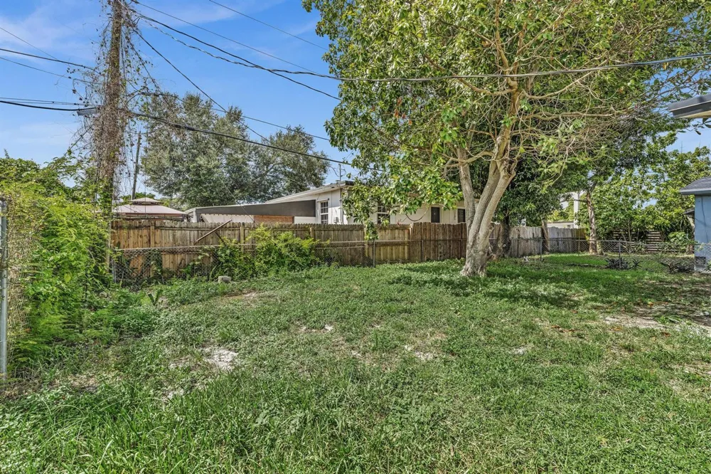 446 NW 119TH STREET Miami, FL 33168