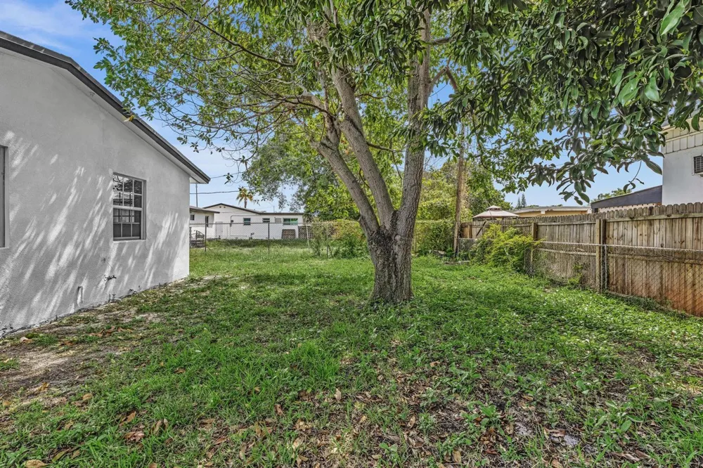 446 NW 119TH STREET Miami, FL 33168