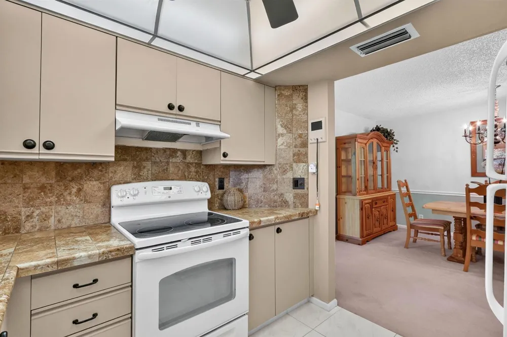 360 SW SOUTH RIVER DRIVE #205 Stuart, FL 34997