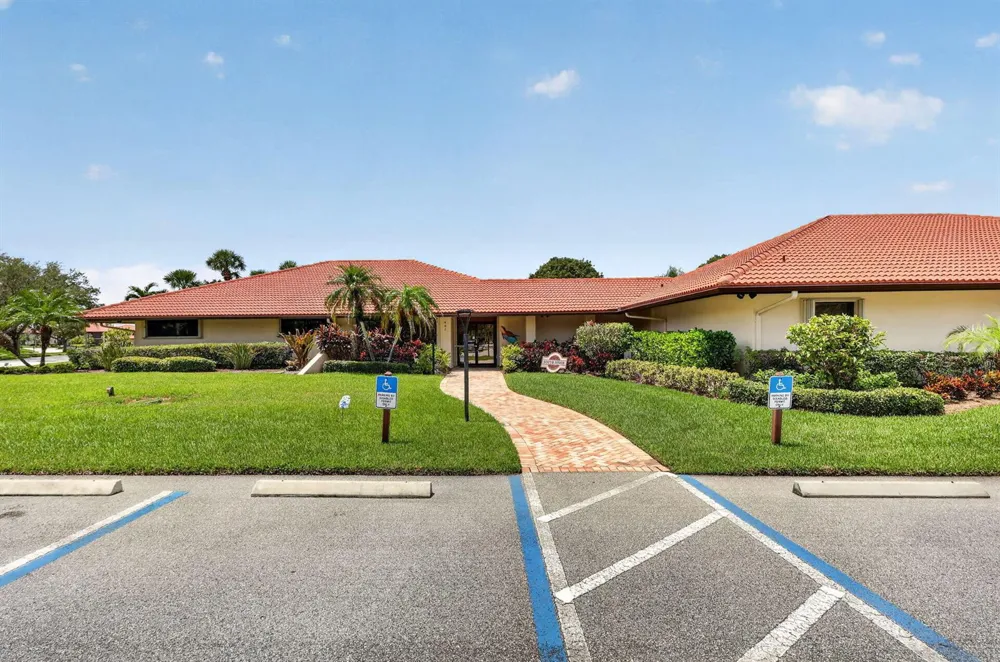 360 SW SOUTH RIVER DRIVE #205 Stuart, FL 34997