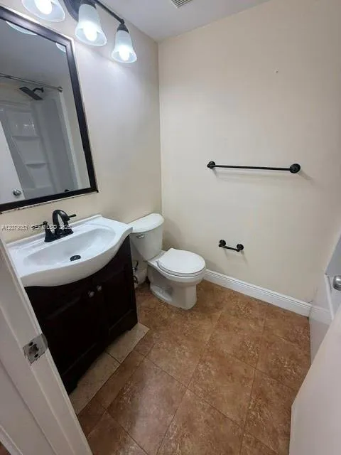 5686 Rock Island Rd #130 Tamarac, FL 33319
