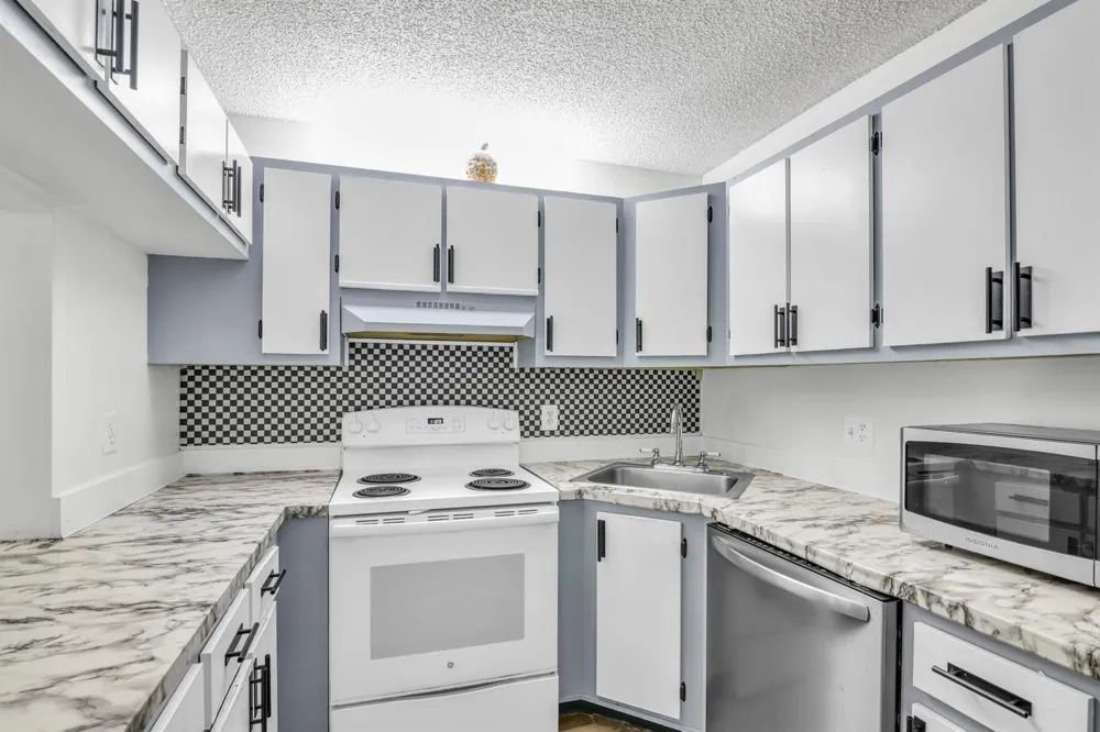 3744 Savoy Lane #E2 West Palm Beach, FL 33417
