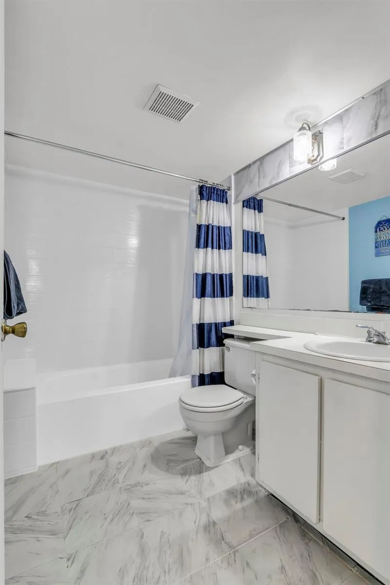3744 Savoy Lane #E2 West Palm Beach, FL 33417