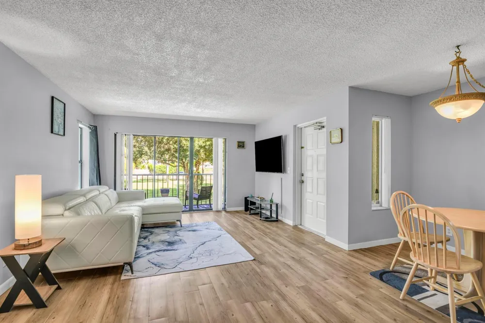 3744 Savoy Lane #E2 West Palm Beach, FL 33417