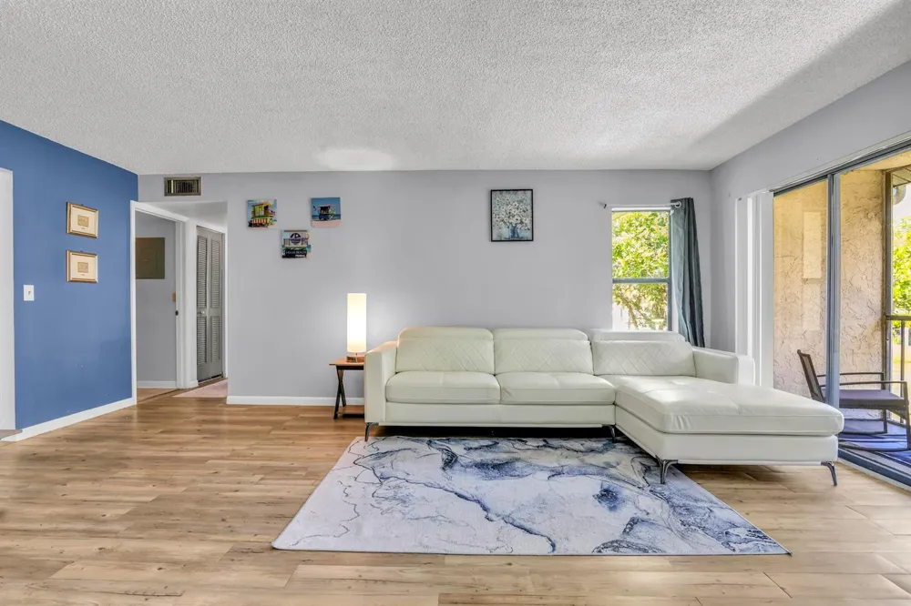 3744 Savoy Lane #E2 West Palm Beach, FL 33417