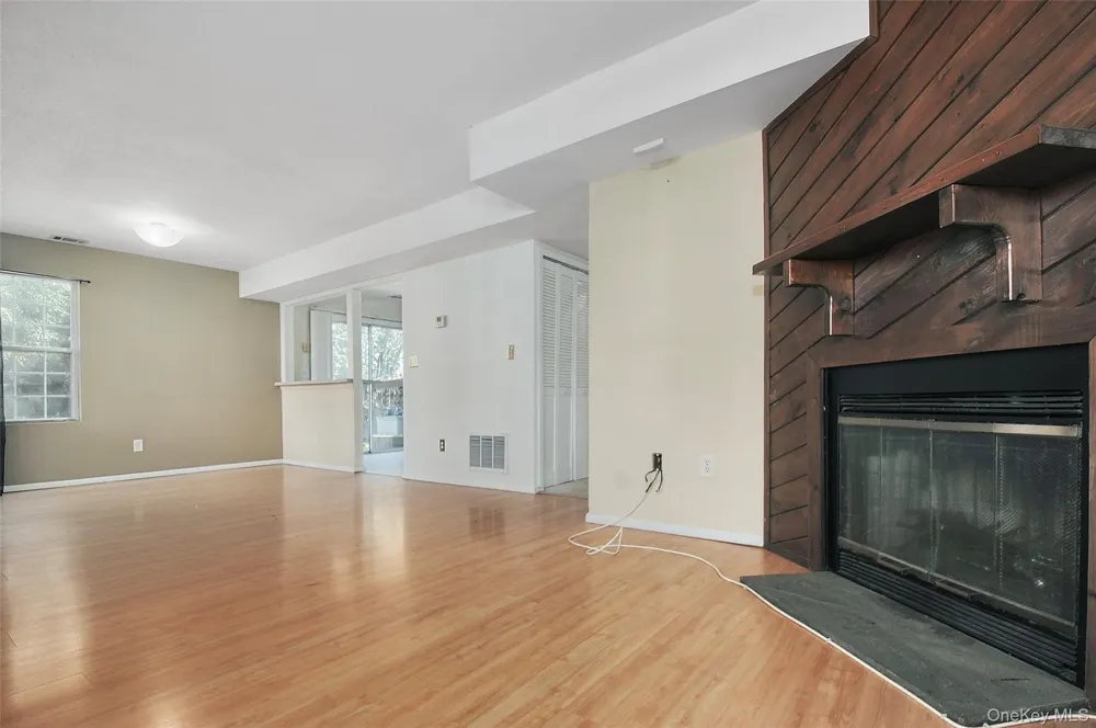 2921 Whispering Hills Chester, NY 10918