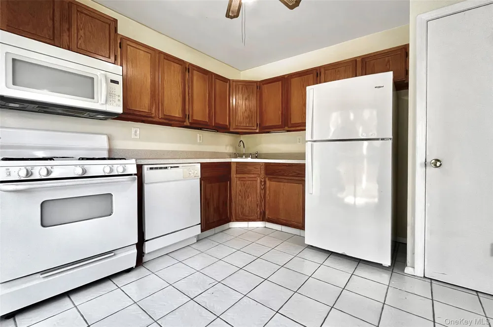 2921 Whispering Hills Chester, NY 10918
