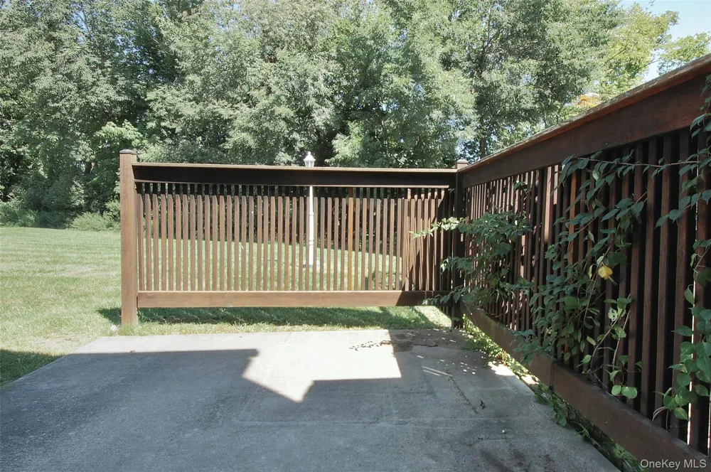 2921 Whispering Hills Chester, NY 10918