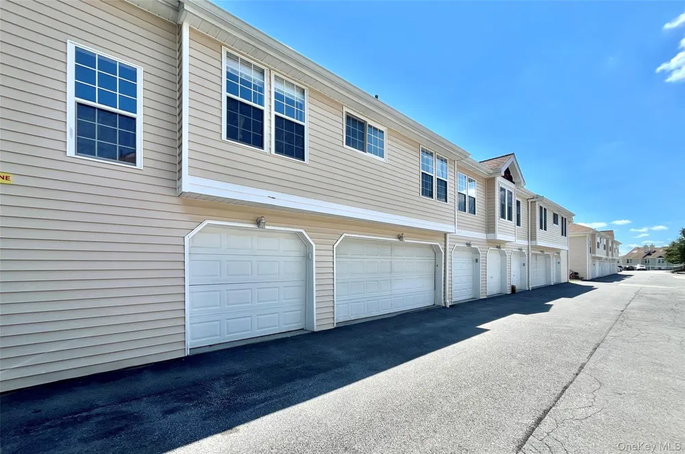 2921 Whispering Hills Chester, NY 10918