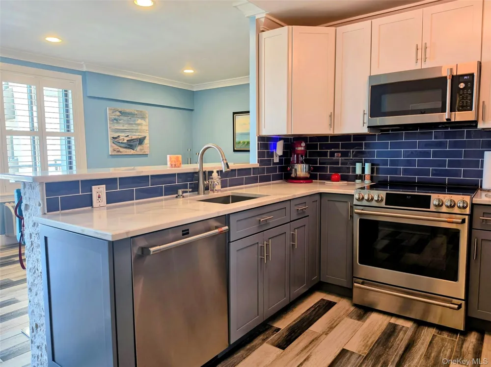 100 W Broadway #3J Long Beach, NY 11561