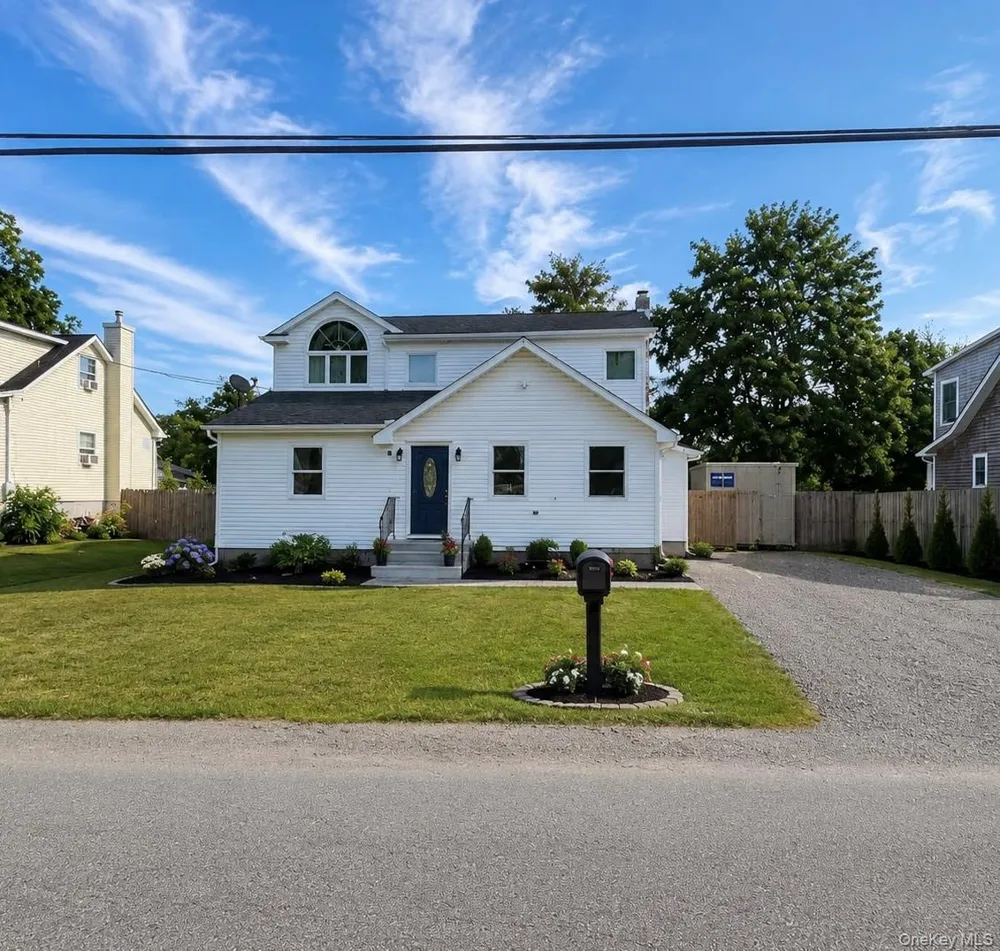59 Whittier Drive Mastic Beach, NY 11951