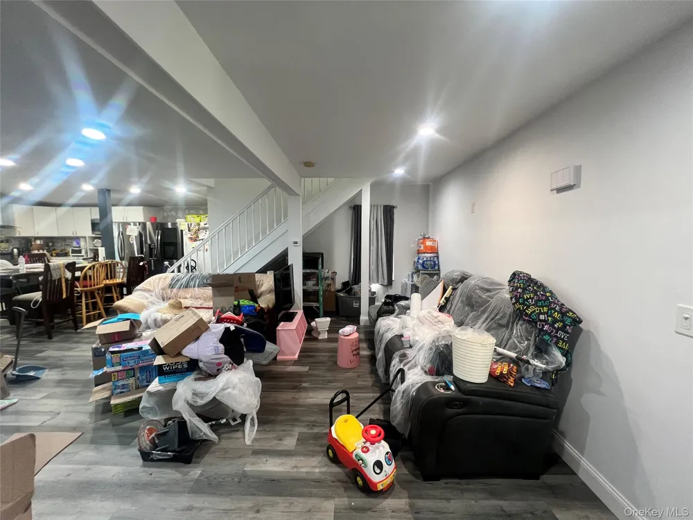 59 Whittier Drive Mastic Beach, NY 11951