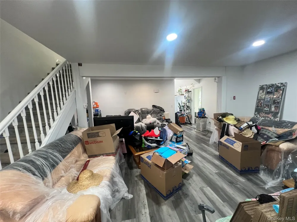 59 Whittier Drive Mastic Beach, NY 11951
