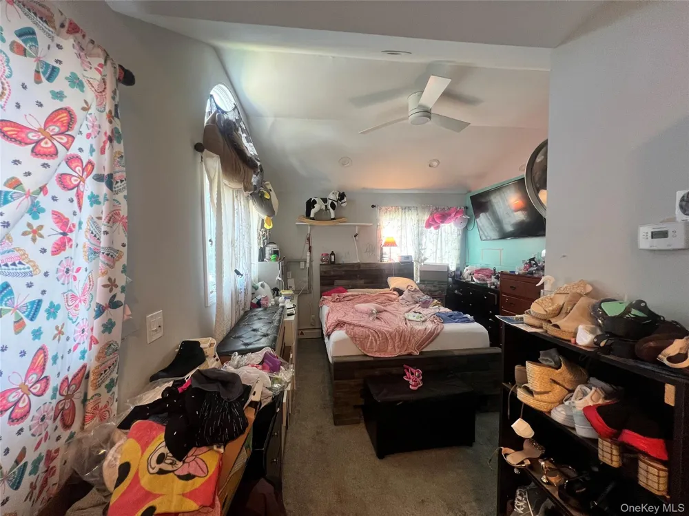 59 Whittier Drive Mastic Beach, NY 11951