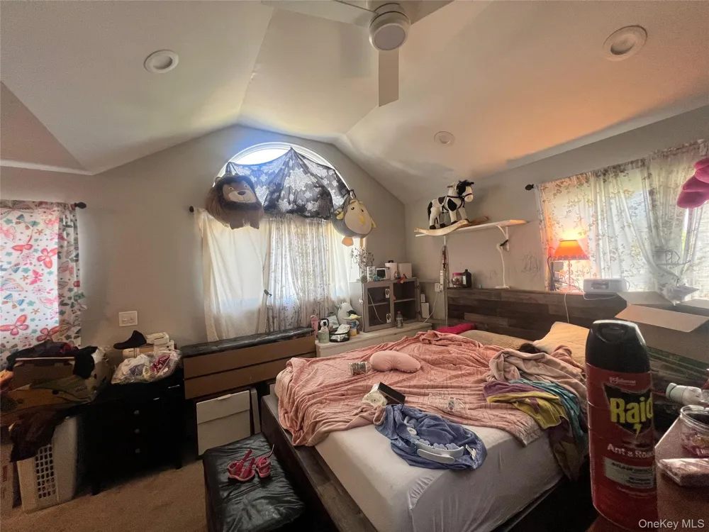 59 Whittier Drive Mastic Beach, NY 11951