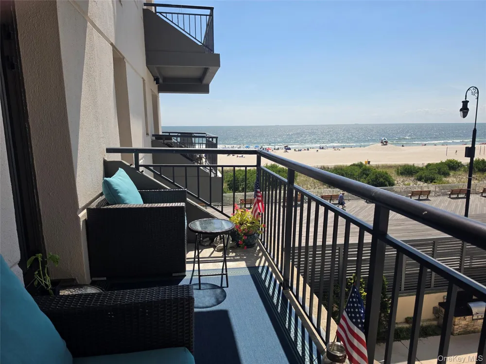100 W Broadway #3J Long Beach, NY 11561