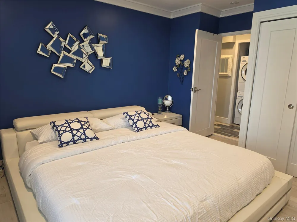 100 W Broadway #3J Long Beach, NY 11561
