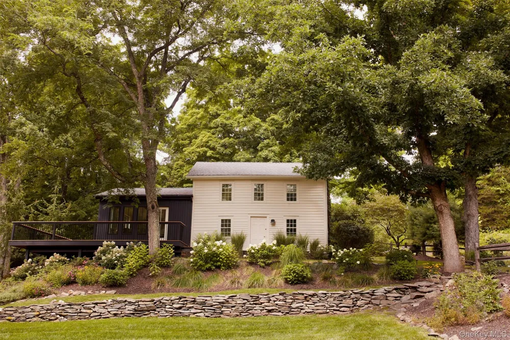 234 E Fallkill Road Hyde Park, NY 12538