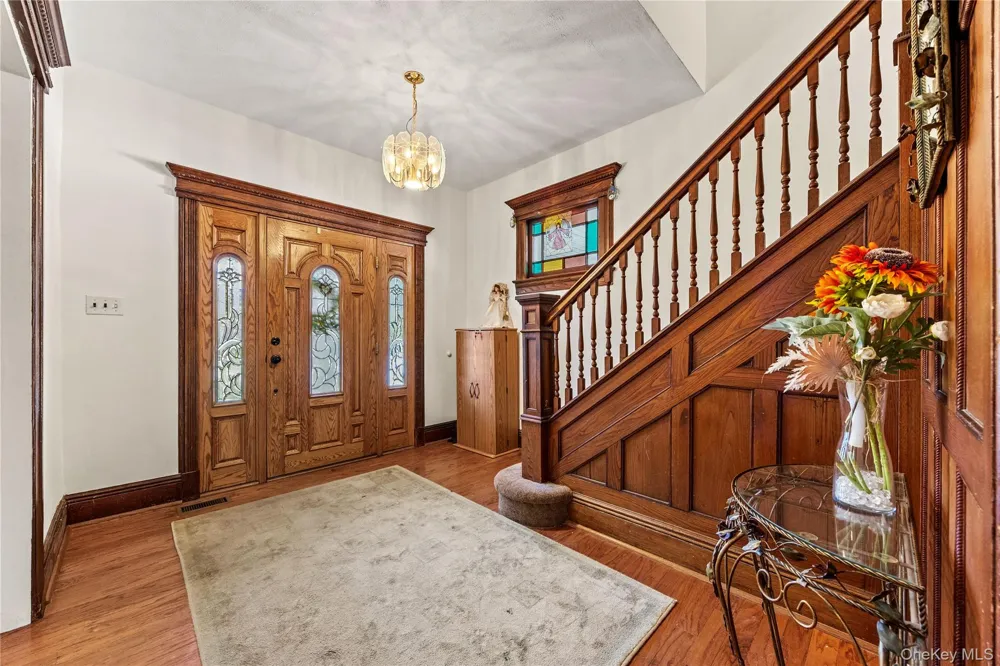 871 Rockaway Avenue Valley Stream, NY 11581