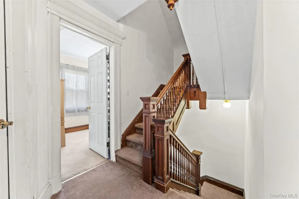 871 Rockaway Avenue Valley Stream, NY 11581