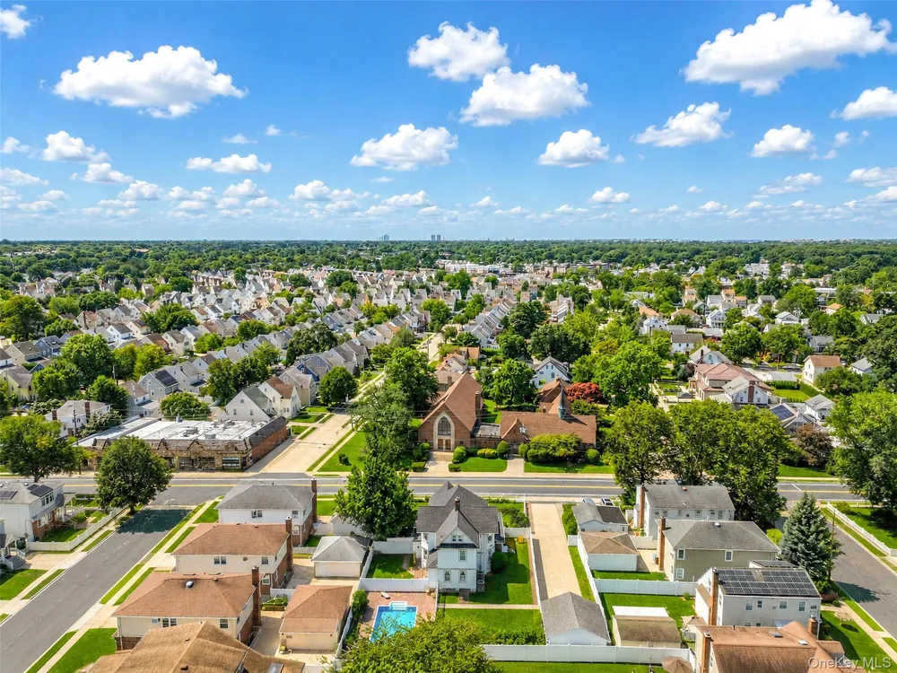 871 Rockaway Avenue Valley Stream, NY 11581