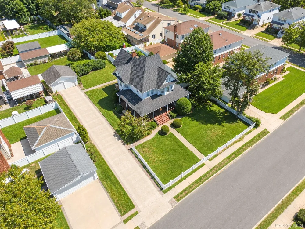 871 Rockaway Avenue Valley Stream, NY 11581